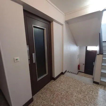 Apartment Beausoleil, 30 Meters From Monaco Train Station Beausoleil