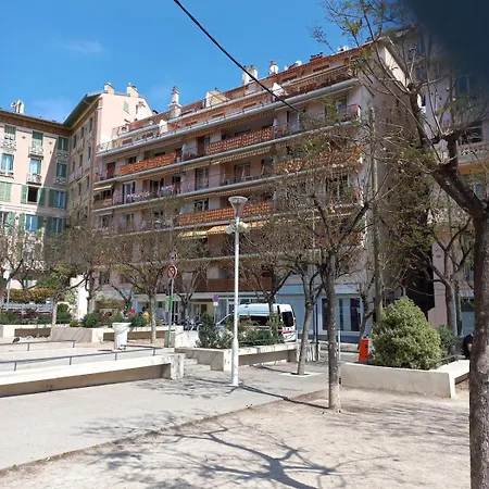 Apartment Beausoleil, 30 Meters From Monaco Train Station *