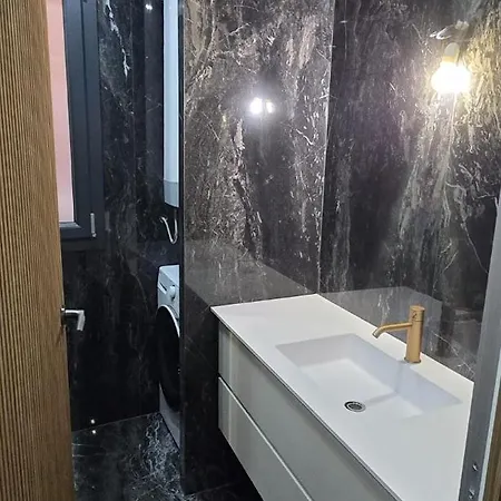 Beausoleil, 30 Meters From Monaco Train Station *